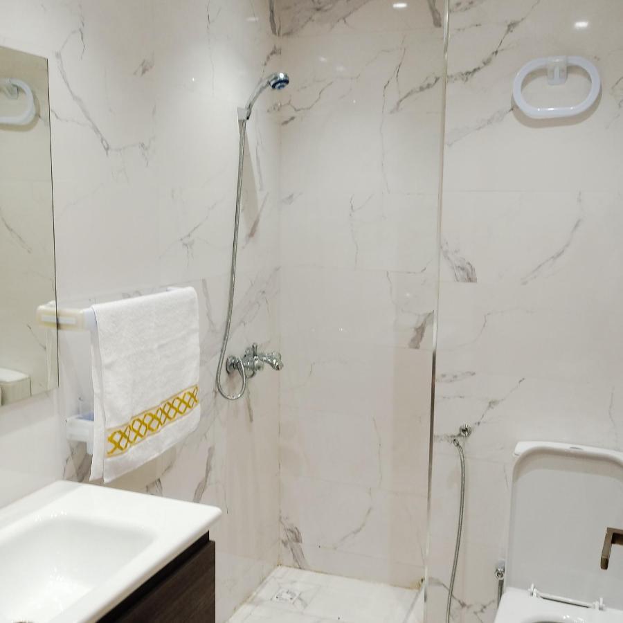 Super Apartement Totalement Neuf A Cote De Marjane Avec La Climatisation Et Wifi Танжер Екстер'єр фото